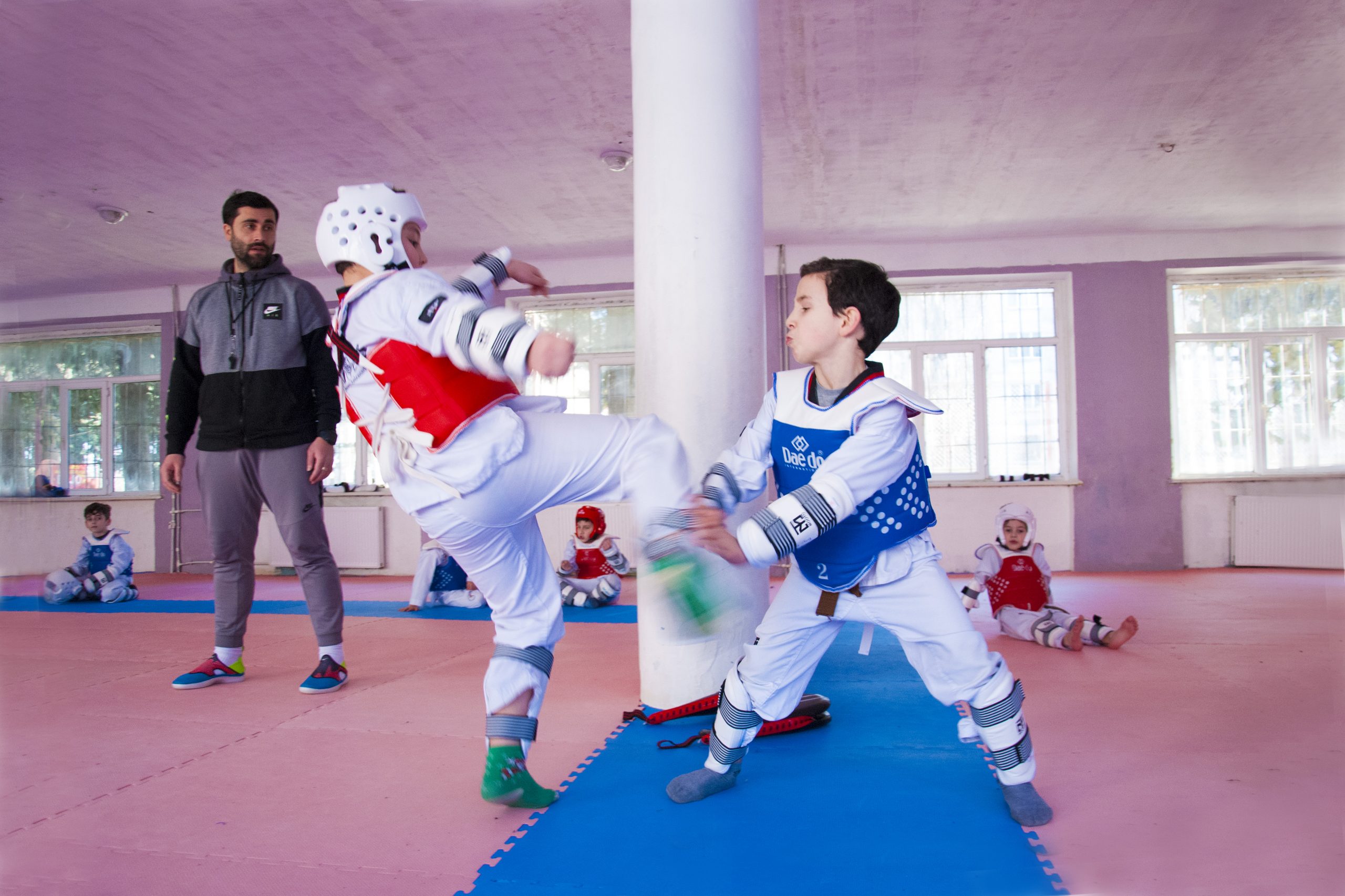 Combat de Taekwondo enfants
